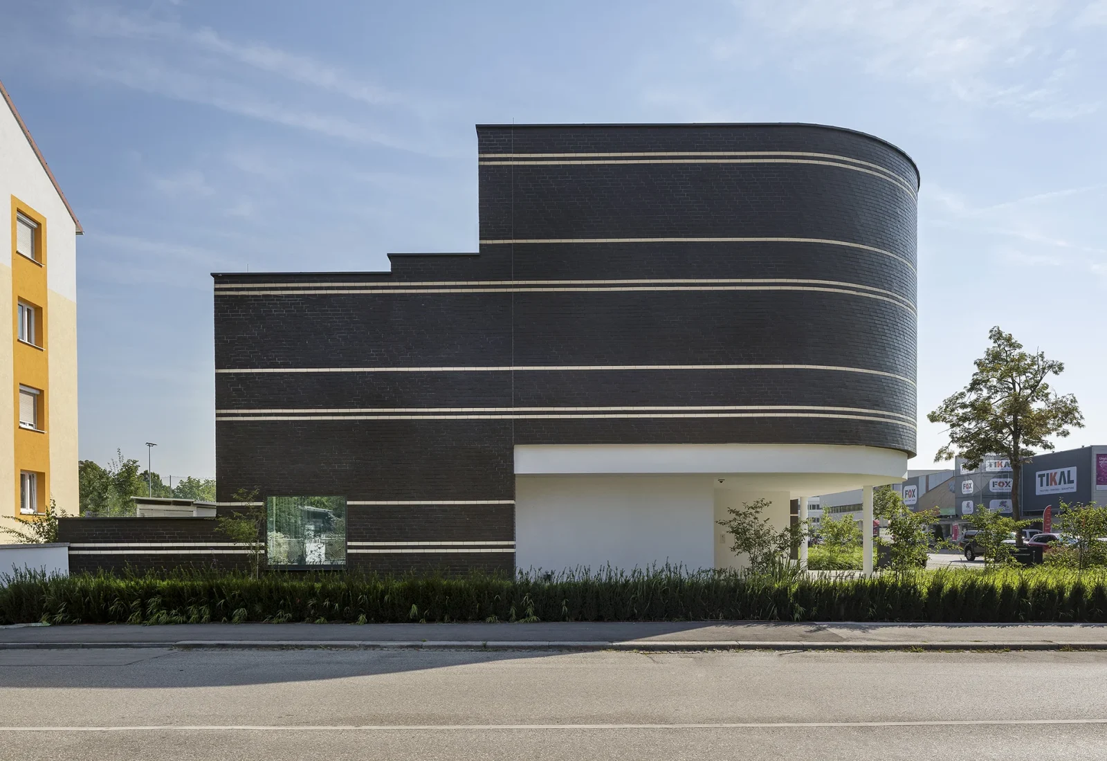 MT41_architekten_projekte_buerohaus_wels_header